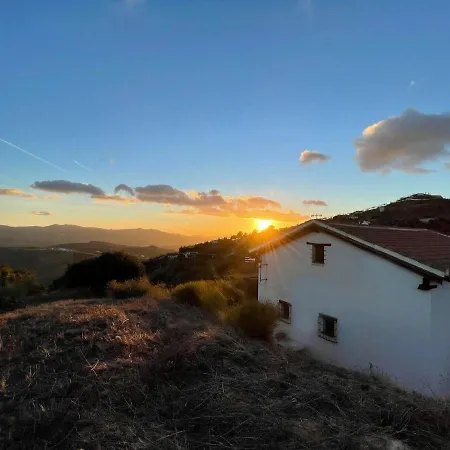 Guest house Casa Kisi Cottage, Rural Boutique 2*