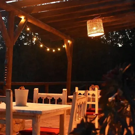 Casa Kisi Cottage, Rural Boutique 2*